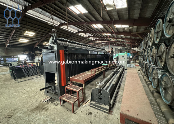 2m-4m オートマティック 六角線網 線直径 1.6-4.0mm メッシュサイズ 90x130mm